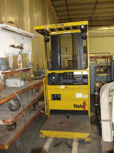YALE ORDER PICKER 3,000LBS ELECTRIC FORKLIFT LIFT TRUCK