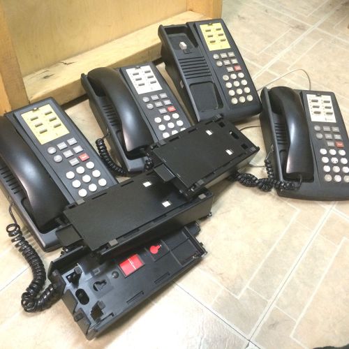 Lot of 4 Lucent Business Phones Partner-6  107854788 7311H12B-003 w/Bases