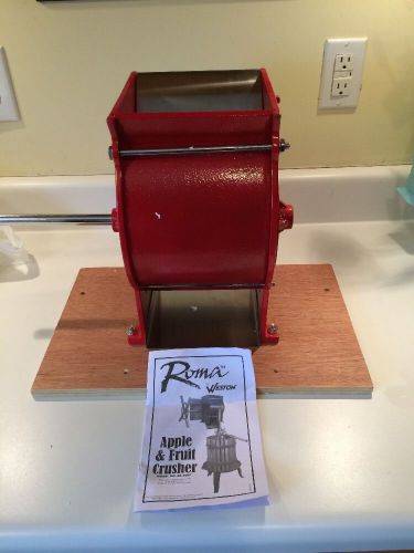 Weston 05-0201 Apple and Fruit Crusher for Roma Fruit and Wine Press. Make Offer