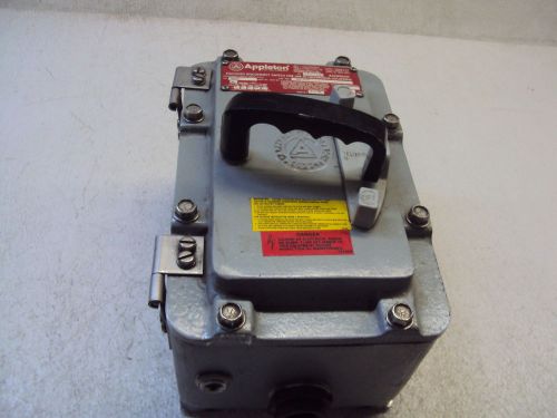 APPLETON ENCLOSED DISCONNECT SWITCH DS16U  600V AC 3 PH  USED
