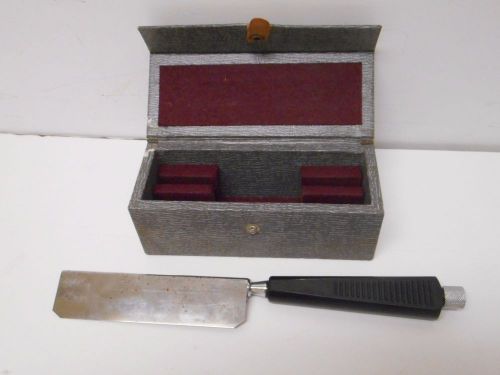 American Optical AO Microtome Knife Blade P5386 Used 4 3/4&#034; Long with Case