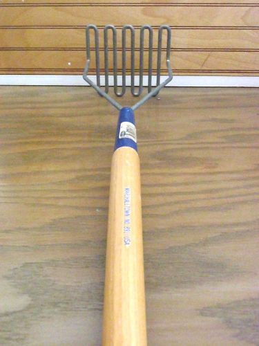 MARSHALLTOWN The Premier Line 891 25-Inch Square End Mud Masher