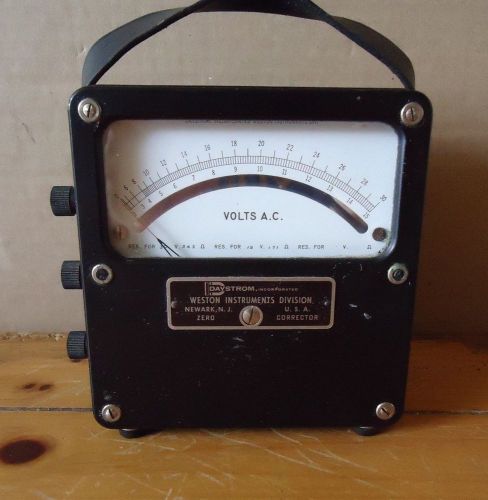 AC Volt Meter Model 433 Daystrom Weston Instruments 15 and 30 Volts Made in USA