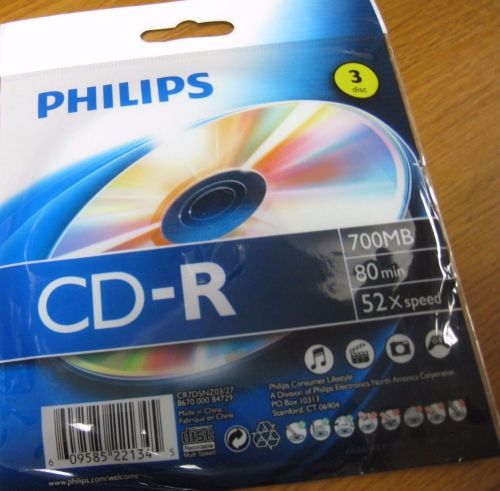 PHILIPS CR7D5NZ03/27 700MB 80-Minute 52x CD-Rs with Foil Wrap, 3 pk