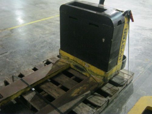 Hyster electric pallet jack model w40z 4,000 lb capacity for sale