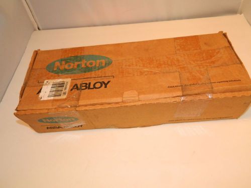 Norton Assa Abloy 8000 series Institutional Door Closer Aluminum 689    6T314