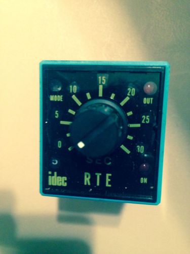 Idec Electronic Timer Type RTE-B11 120 Vac
