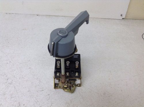 Allen bradley 1494r-n30 rotary disconnect switch 30 amp 575 vac 125 vdc 1494rn30 for sale