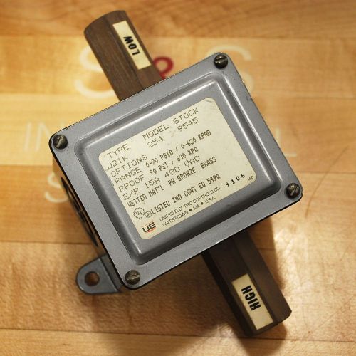 United Electric Type: J21K Model: 254 Differential Pressure Switch - J21K-254