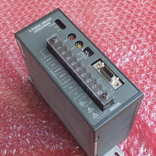 ORIENTAL MOTOR VEXTA UDK5214NW 5-PHASE DRIVER, 200-230V .No002