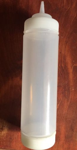 Vollrath Traex 24oz Squeeze Dispenser Clear Condiment Bottle Dual Open