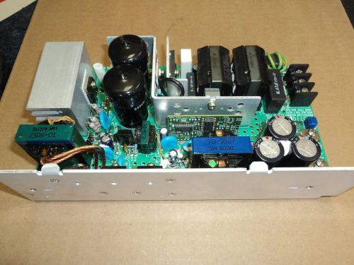 NEW Ericsson 13.8VDC 12 AMP POWER SUPPLY Input: 100 - 230 V  OUT: 13.8 V - 12A !