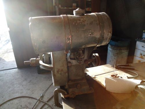 Running Briggs and Stratton Model A Engine  With Video