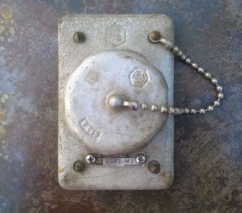 Vintage crouse hinds ds82 weatherproof outlet box screw cap hubbel outlet m2 for sale