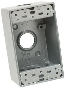 Cooper Wiring 1113-SP All-Weather Outdoor, Single Gang Outlet Box, 3 Hole 1/2&#034;