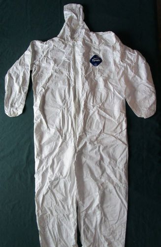 Set of 4 white dupont tyvek disposable hooded coveralls sz small for sale