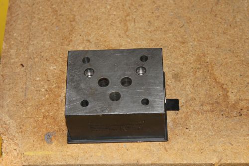 New parker cm3t-20ct hydraulic valve for sale