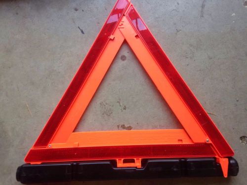 SIGNAL STAT 798 3 Reflective Road Triangles Safety Road Emergency Warning