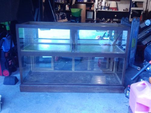 Large Oak  Display Case, 6&#039; Long 2&#039; Wide and 4&#039; tall w/ Glass Top