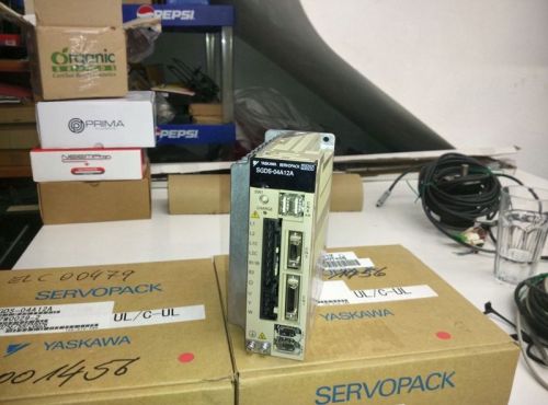 Yaskawa SGDS-04A12A (400W) Servo Drive Amplifier SERVOPACK used