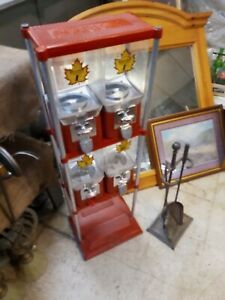 Antique Beaver Candy And Toy Machine