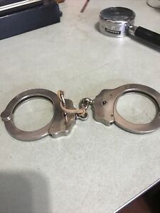 Peerless Handcuffs Company Chain Link Handcuff Nickel Finish