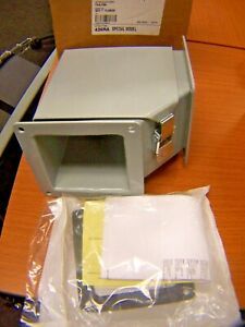 NEW HOFFMAN F44LE9A 90 WIREWAY  WITH HINGED COVER &amp; QR LATCH  F44LE9A  SPL 4X4