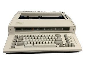 IBM Personal Wheelwriter 2 Lexmark Electronic Typewriter Excellent Condition