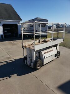 4x8 Simon Hydraulic Scissor Lift