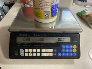 Digital Computing Scale Model Digi DS-685 30lb Commercial