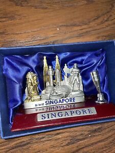 Singapore/Malaysia Business Card Holder desk card holder New Open Box