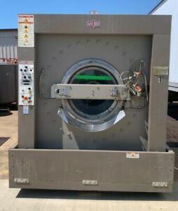 2005 - 275 lb Open Pocket Milnor Washer