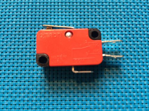 Omron micro safety limit switch no / nc  ac / dc v-151-1c25 hinged short arm for sale