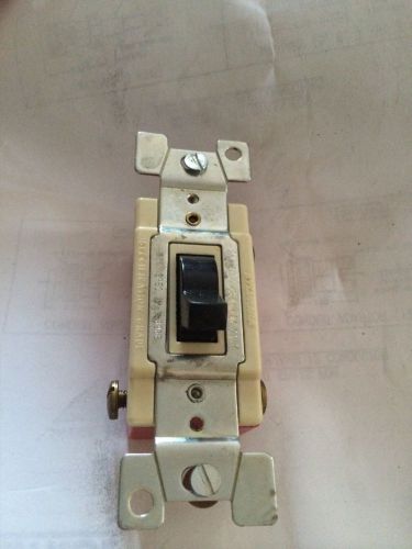 Challenger 3-Way 1223A Grounded Quiet Switch