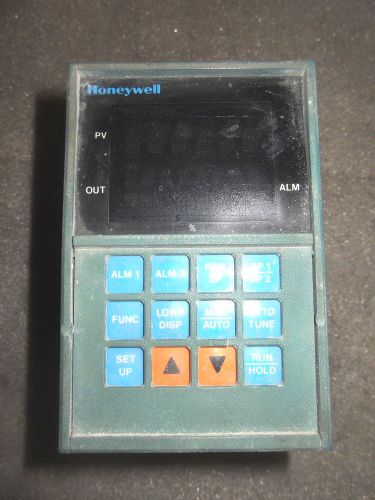 (v22) 1 used honeywell dc5061-0-1a00-330-00-0111 temperature controller for sale
