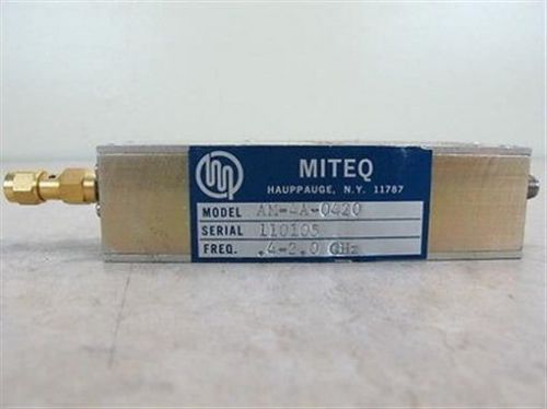 Miteq Microwave RF Power Amplifier 0.4-2.0 GHz AM-4A-0420
