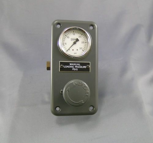 Fisher 670-1 panel mounted loading regulator assembly pressure controller for sale