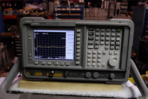 Agilent E4408B Spectum Analyzer 9kHz-26.5GHz Read