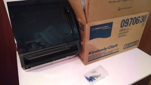 NEW KIMBERLY-CLARK 09706 ROLL TOWEL DISPENSOR NEW IN BOX