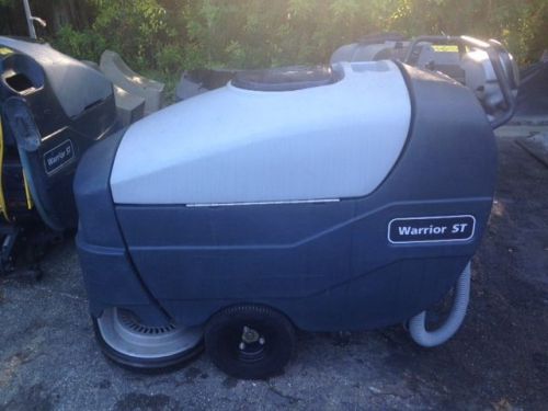 Advance warrior st 28&#034; automatic floor scrubber - free shipping*warranty for sale