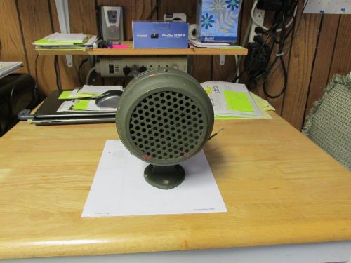 mars signal light corp. siren, 24 volt serial f1039 green army siren working
