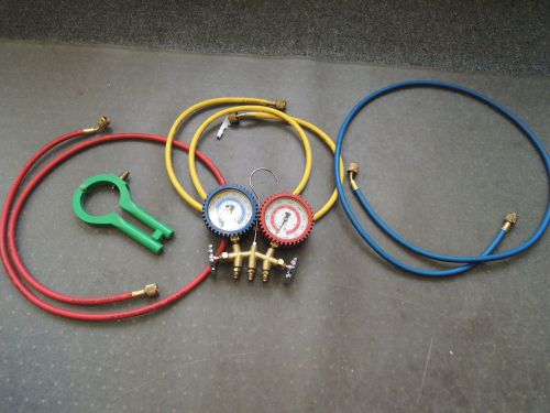 MC A/C Charging Hoses with gauge set made in USA includes EZ Tapper