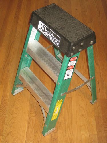 Davidson 225-lb. capacity 2&#039; fiberglass platform ladder - 624-02 - lousiville for sale