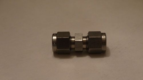 Swagelok tube fitting, union, 1/4 in. tube od  (ss-400-6) for sale