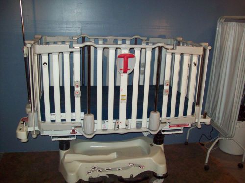 Stryker &#034;Cub&#034; FL19 Hydraulic Pediatric Stretcher Crib