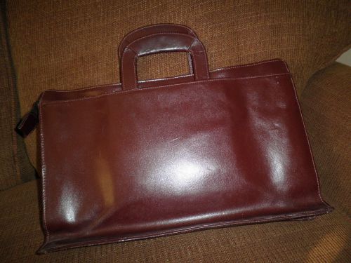 LEATHER SOFT BRIEFCASE - office business finance