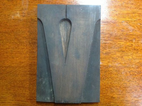 Huge letter &#034;V&#034; 9.125&#034; letterpress wood printing block vintage wooden type