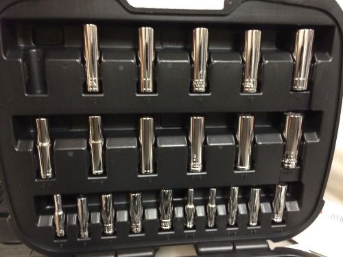 Tool Set HUSKY 111 Piece 1/4&#034; &amp; 3/8 &#034; Drive Mechanics