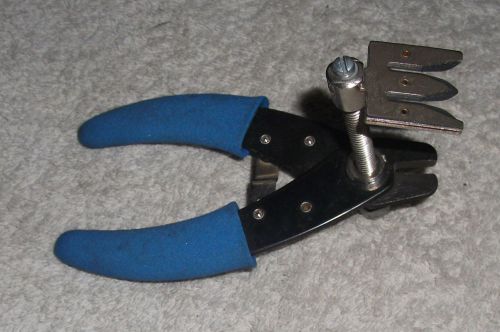 Cut &amp; Strip Tool R-4473 with #26/24 Blades