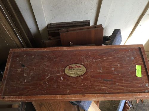 Blue Point tap and die set In neat wooden box